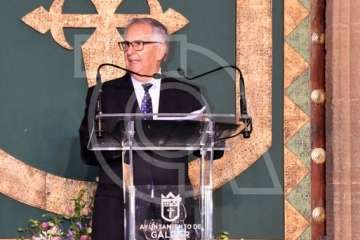  Telde con el empresario Grisaleña en la lectura del pregón de Santiago 2018 (Foto Antonio Alí)